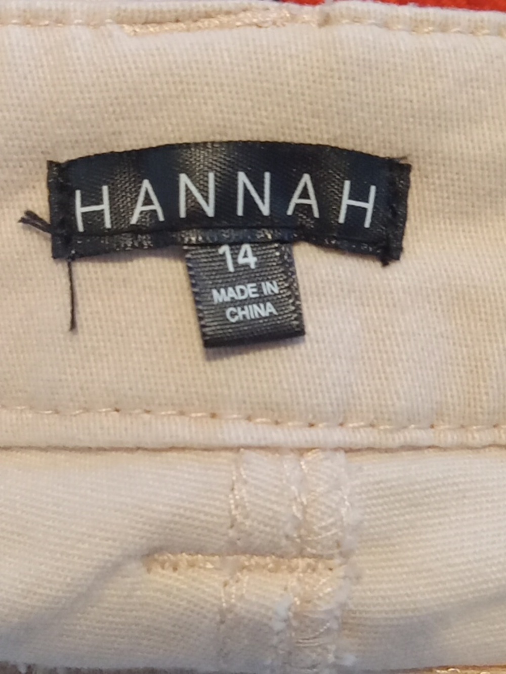 Hannah Light Pink Casual Shorts with Subtle Stitching - Picture 4 of 5